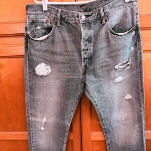 Levi's Distressed 501's Size 38